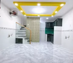 Hẻm  thông rộng  Q4 
Ngang 3.8 Nở 4.2 Dài 5.5 m 
CÓ 2 TỶ X