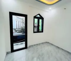 Sát mặt tiền Ngang 3.3 dài 10 m
Có 89 triệu Q4