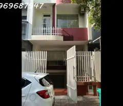 Cho thuê nhà mặt phố Quận 7, 360m², 3PN, 5WC, 25 triệu/tháng