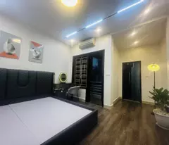 Bán nhà trần xuân soạn 5 tầng long lanh siêu hiếm ở ngay hai bà trưng