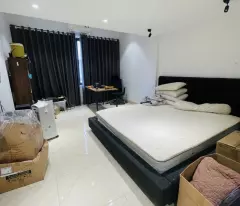 Bán nhà lạc trung 5 tầng long lanh ô chờ thang máy phân lô ô tô tránh hai bà trưng