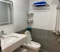 Bán nhà phố Toàn Thắng giá 5.78 tỷ, diện tích 32m2, 4 tầng, mặt tiền 3m