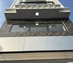 BÁN NHÀ 5 TẦNG, MẶT TIỀN 4M - ĐẠI TỪ, HOÀNG MAI - GIÁ CHỈ 5,5 TỶ Diện tích 35m2 x 5 tầng - Thiết