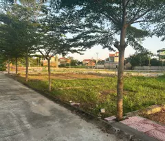 Cần bán nhanh lô đất 178m2 siêu đẹp, sổ đỏ vuông vắn tại Láng Hòa Lạc