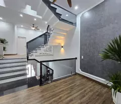 BÁN NHÀ 5T NGUYỄN KHÁNH TOÀN, DT 55M2, 1 NHÀ RA PHỐ, NHÀ ĐẸP Ở NGAY, GIÁ 15.5 TỶ