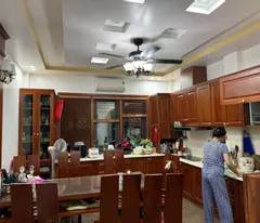 BÁN NHÀ KD-PHÂN LÔ-VỈA HÈ-NGÕ 61 HOÀNG CẦU-ĐỐNG ĐA-DT 50M X MT 4.5M X 5 TẦNG-18 TỶ TL