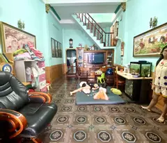 BÁN NHÀ 2 TẦNG MẶT TIỀN HIỆP THÀNH 44 - VỊ TRÍ VỪA Ở VỪA KINH DOANH ĐỈNH - XE 7 CHỖ NGỦ TRONG NHÀ