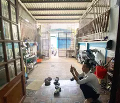 BÁN NHÀ 2 TẦNG MẶT TIỀN HIỆP THÀNH 44 - VỊ TRÍ VỪA Ở VỪA KINH DOANH ĐỈNH - XE 7 CHỖ NGỦ TRONG NHÀ