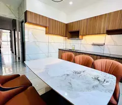 NGAY KÊNH 26/3 - ĐƯỜNG SỐ 9 - HẺM 6M - 72M2 - 5 TẦNG THANG MÁY - GIÁ 7.7 TỶ