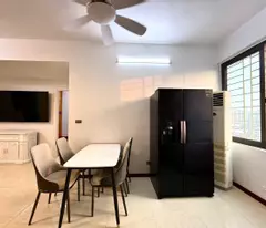 Bán chung cư CTM Cầu Giấy, 2 ngủ 2 vệ sinh, tặng full nội thất