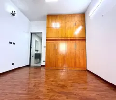 Bán chung cư CTM Cầu Giấy, 2 ngủ 2 vệ sinh, tặng full nội thất