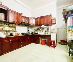 NHÀ 2 TẦNG -  Ô TÔ ĐỖ CỬA TRUNG MỸ TÂN XUÂN - GẦN CHỢ, NHÀ THỜ TRUNG CHÁNH.