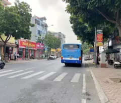 NGÕ Ô TÔ -  GẦN PHỐ - MẶT TIỀN SIÊU RỘNG - TIỆN ÍCH NGẬP