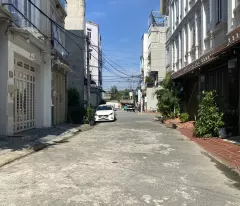 Lô đất đường 827 phú hữu DT 52m vị trí đẹp giá đầu tư