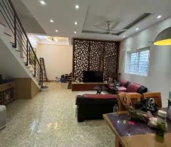 NHÀ DÂN XÂY - MẶT TIỀN RỘNG THOÁNG - 3 BƯỚC RA PHỐ. DIỆN TÍCH 580 x4 Tầng GIÁ 9.2 TỶ
