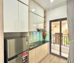 Bán nhà phân lô ô tô gần phố Tây Sơn, 66m2x8T, MT 9m.
