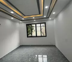 NHÀ MỚI ĐÓN TẾT, TT QUẬN 1, 50M2 4PN, HẺM THÔNG DÂN TRÍ - CHỈ 8.X TỶ