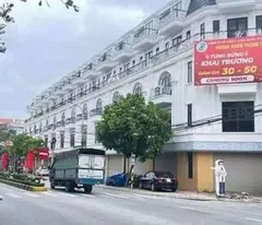 BÁN NHÀ 3 TẦNG - MẶT PHỐ LÝ THƯỜNG KIỆT - VỊ TRÍ KINH DOANH ĐẮC ĐỊA