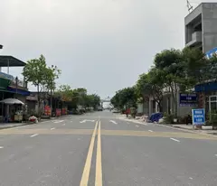 **BÁN NHÀ MẶT ĐƯỜNG - VỊ TRÍ VÀNG NGAY NGÃ TƯ TIÊN HƯNG**