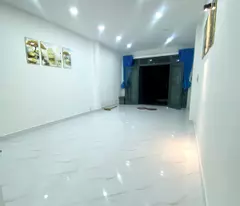 NHÀ 4 TẦNG THIẾT KẾ ĐẸP - HẺM NHỰA 5M - ĐI BỘ RA CHỢ  ĐÔNG QUANG.