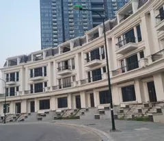 Chính chủ cần bán shophouse thấp tầng Sunshine City 220m 3,5 tầng giá rẻ