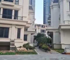 Chính chủ cần bán shophouse thấp tầng Sunshine City 220m 3,5 tầng giá rẻ
