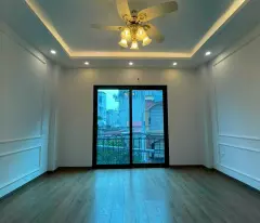 Bán nhà riêng Kim Chung, Hoài Đức 33m2. Xây dựng 4 tầng ở ngay. Ngõ thông Ôtô đỗ trước cửa
