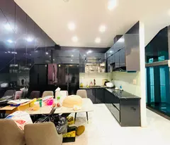 Bán Nhà Ngay Hồ Linh Quang, Đống Đa, Lô Góc 6 Tầng Thang Máy, Ô Tô KD, 50m2 Giá 12.x Tỷ