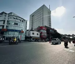 ***KHAN HIẾM GÓC 3MẶT TIỀN KD PHAN VĂN LƯU P.3,BÌNH THẠNH-TIỀN THUÊ 50TR