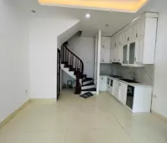 Ô TÔ ĐẬU CỬA - NHÀ MỚI KÍNH KOONG - CÔNG NĂNG ĐỦ - TIỆN ÍCH BẠT NGÀN