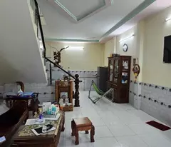 NHÀ GIÁP  ĐƯỜNG TÊN LỬA, BÌNH TÂN, HẺM 3 GÁC THÔNG, 52M2, 2 TẦNG SHR HOÀN CÔNG ĐỦ.