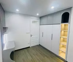 Bán chung cư CT1 Phạm Văn Đồng, 2 ngủ 2 vệ sinh, lô góc, nhà đẹp thoáng sẵn ở