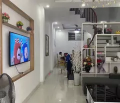 Bán nhà dân xây Văn Quán 19/05 diện tích 40m2x4 tầng,mặt 3.3m giá 7.8 Tỷ