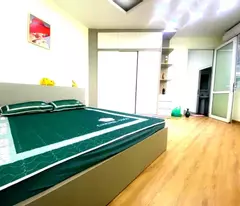 Bán nhà ngõ đình đông, quận hai Bà Trưng, 5 tầng 30m2 5.6 tỷ