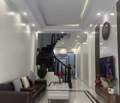BÁN NHÀ  NGÕ NÔNG THÔNG - Ô TÔ - NHÀ ĐẸP - 2 THOÁNG - AN SINH TUYỆT VỜI DT 54m NHỈNH 10tỷ