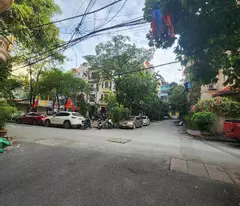 Nhà khu ĐTM Đại Kim cực hiếm, phân lô bàn cờ, thoáng trước sau, 3 ô tô tránh, vỉa hè 2 bên, để ở