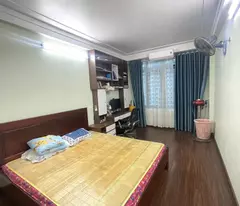 CHỦ NHỜ BÁN NHÀ 5 TẦNG DỊCH VỌNG 35M2, Ô TÔ ĐỖ CỬA. 6,8 TỶ
