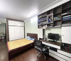 CHỦ NHỜ BÁN NHÀ 5 TẦNG DỊCH VỌNG 35M2, Ô TÔ ĐỖ CỬA. 6,8 TỶ