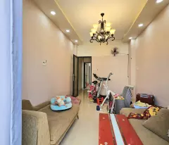 Sát mặt tiền Tôn Đản Q 4
Ngang 3.3 nở hậu 6.5 Dài 13 m
Đúc 4 tấm 
5 tỷ