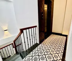 Hồ Tùng Mậu, CHDV lô góc, 60mx6T,thang máy, Ngõ thông,oto gần 15tỷ2