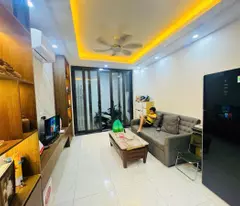 Bán nhà Văn Trì Từ Liêm 40m2 5 tầng mặt tiền 4m chỉ nhỉnh 6 tỷ