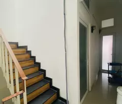 Nhả hẻm xe hơi Nguyễn Duy Dương Quận 10 thu nhập từ cho thuê 45-50 tr giá kẹt tiền chỉ 9.9 tỉ
