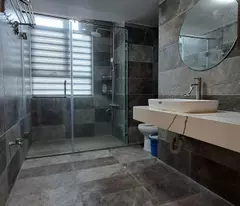 CHUNG CƯ 18 PHẠM HÙNG 95M – 3 PHÒNG NGỦ – 2 MẶT THOÁNG – 1 SÀN 4 CĂN HỘ 3 THANG MÁY – 2 CẦU THANG
