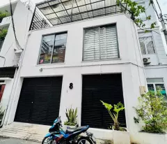 TÂN BÌNH - KHU SÂN BAY - B.A.N ĐẤT TẶNG NHÀ 5 TẦNG - 3 MT - Ô TÔ DỪNG ĐỔ 24/7