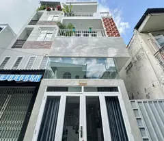 Nhà 4 Tầng Ngọc Thụy Long Biên, 43m²,  Nội thất tiền tỷ, Giá Hấp Dẫn!"