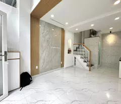 Nhà 4 Tầng Ngọc Thụy Long Biên, 43m²,  Nội thất tiền tỷ, Giá Hấp Dẫn!"