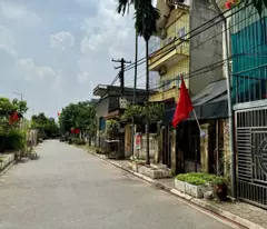 Bán nhà 3 tầng - Đường hai ô tô tránh nhau - Khu Vực Đường Nguyễn Xuân Quảng