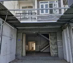 Nhà 2 tầng 115m2 mặt tiền Nguyễn Văn Linh, ngay cổng khu Chế Xuất Tân Thuận, Tân Thuận Tây Quận7,
