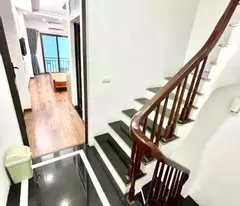 Bán nhà phố Hoàng Mai, Hoàng Văn Thụ 30m, 5 tầng. Giá: 5.7 tỷ