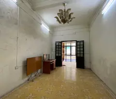 Cho Thuê Nhà DT 33m2, 2 Tầng, ô tô đỗ cửa, gần Nhà Hát Lớn, Hoàn Kiếm!"
